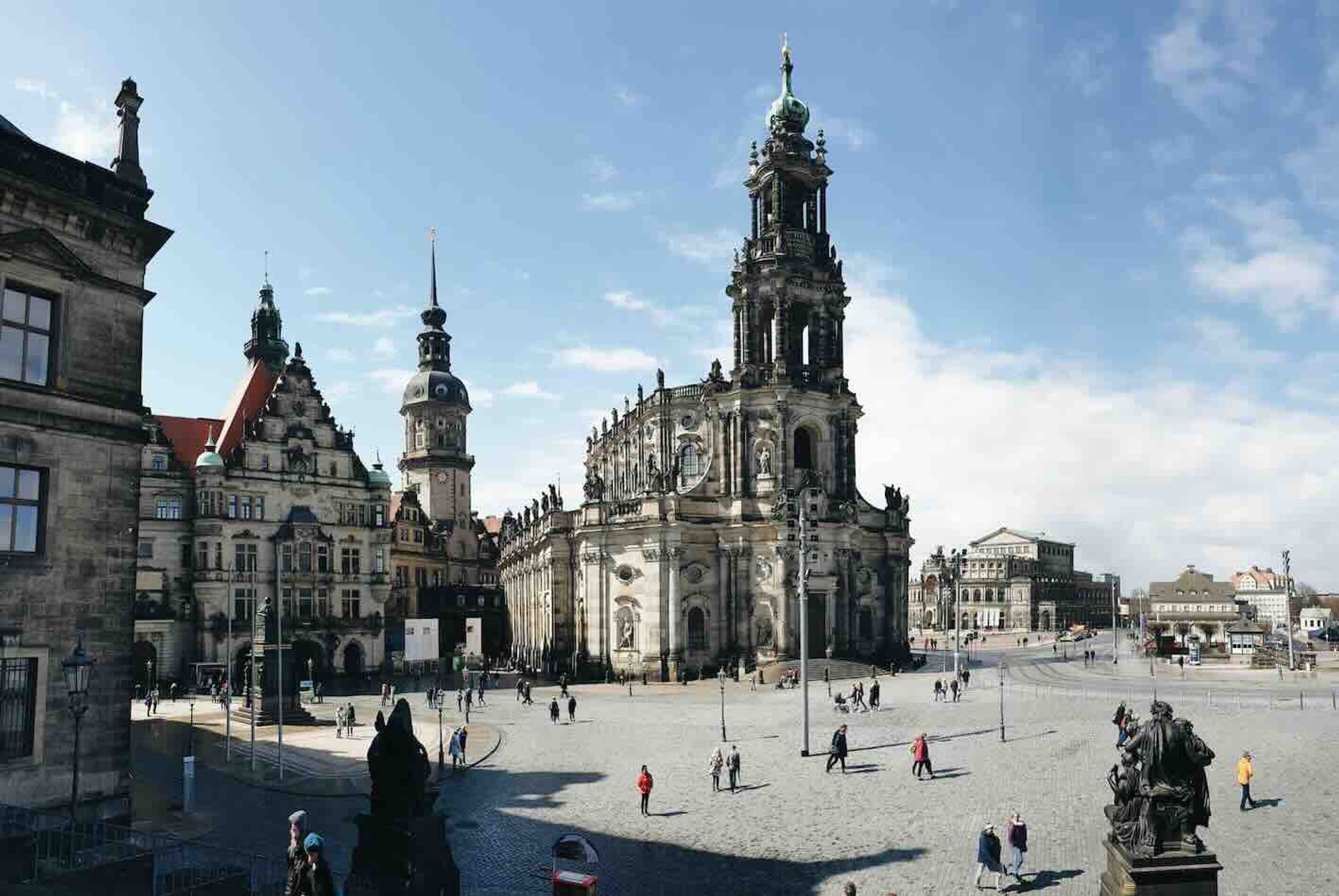 Dresden image 1