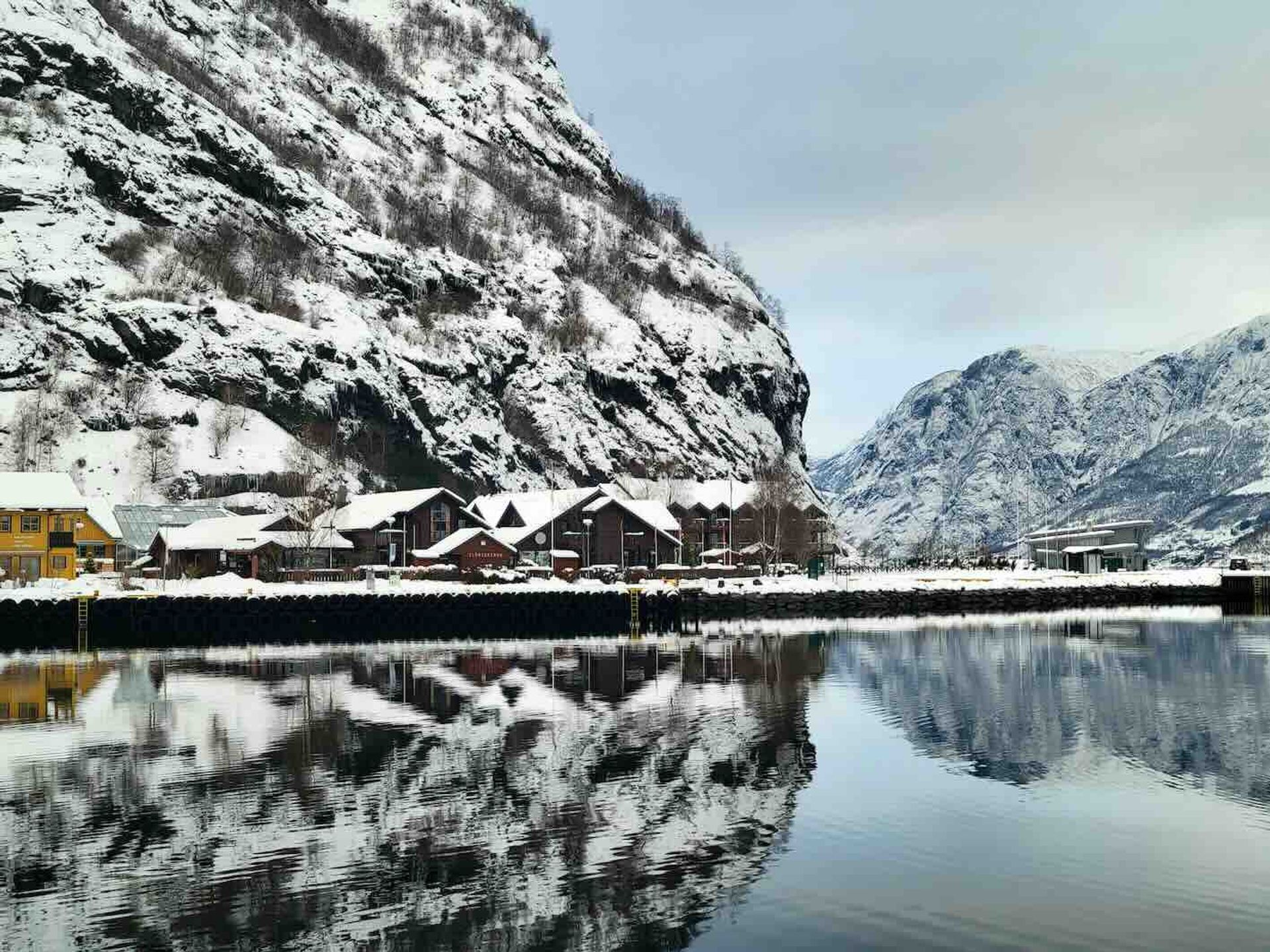 Flåm image 1